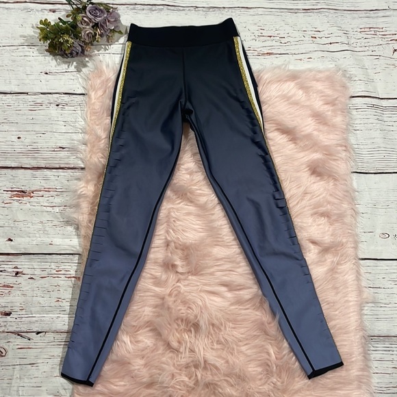 ULTRACOR Slash Ombre Navy Gold Racer Stripe Performance Leggings Stripe - Picture 2 of 10